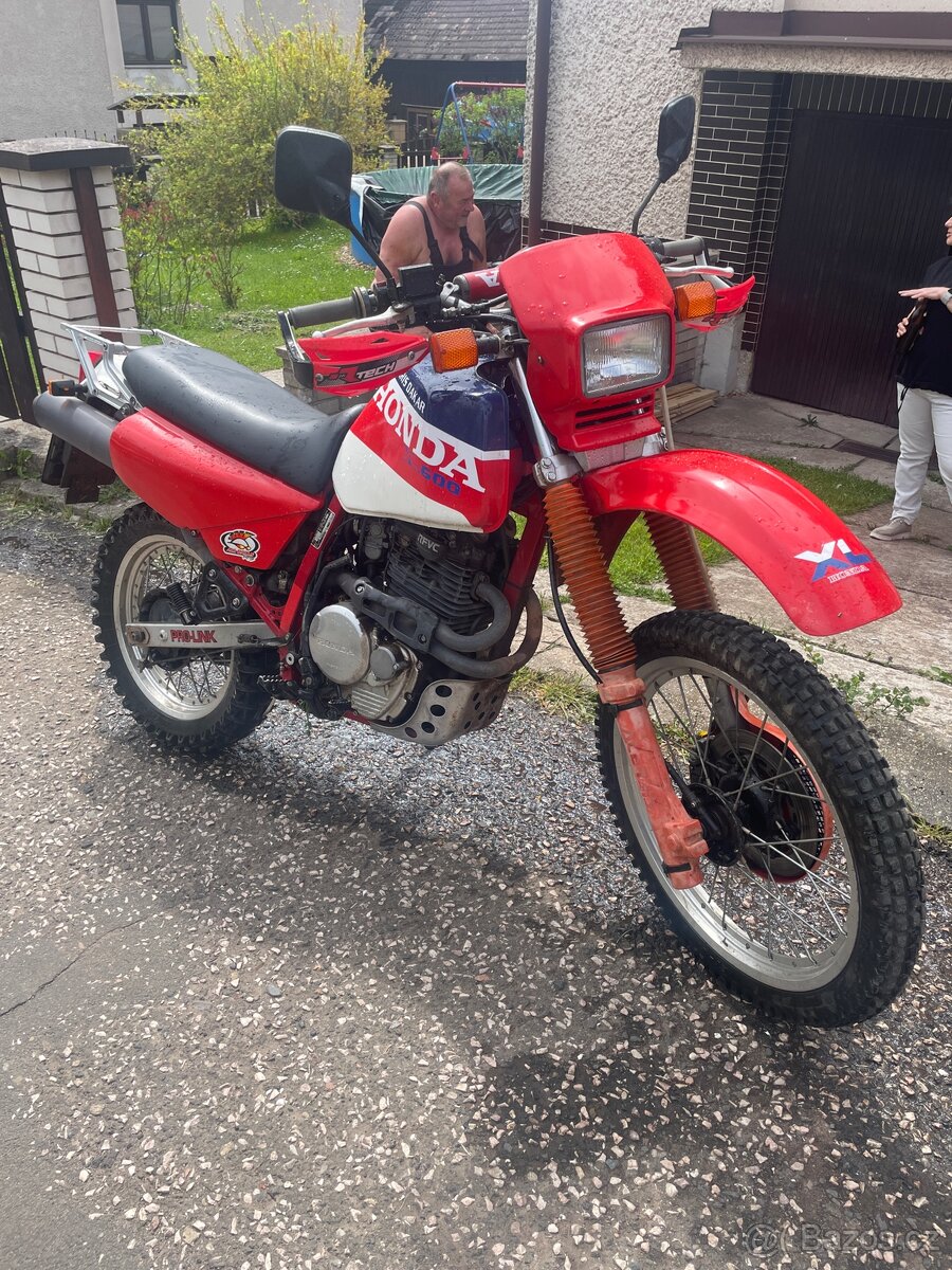 Prodám Honda XL-600 RM