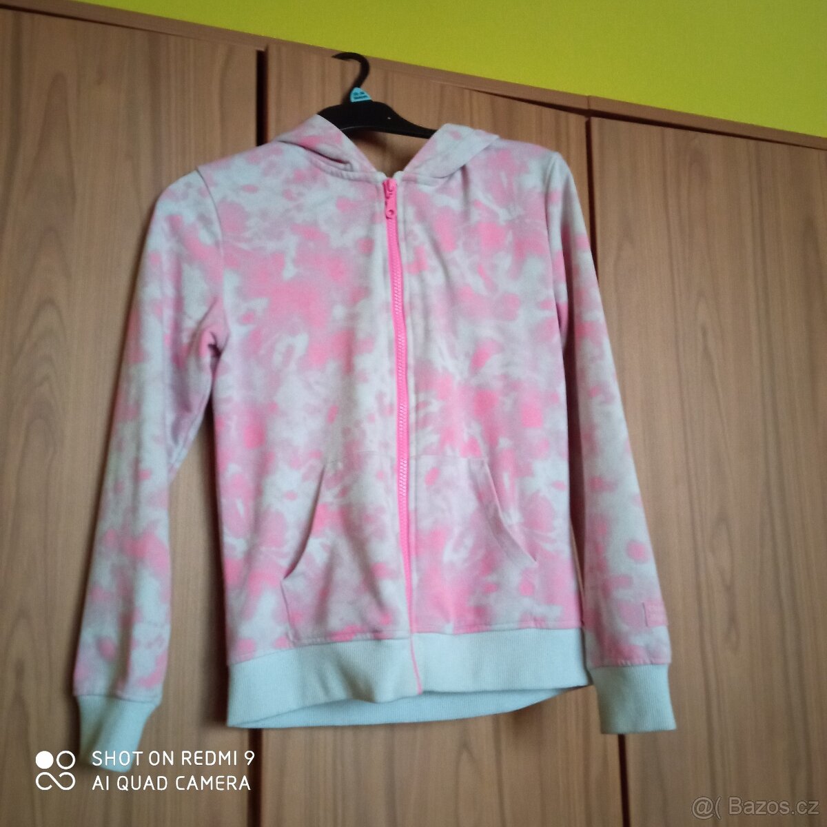 Trika,mikiny,šaty ajiné vel.146-158 - 3