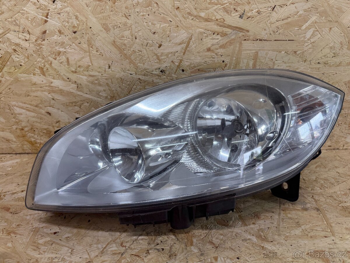 PŘEDNÍ SVĚTLA FIAT LINEA 51826739 / 51826738 - 3