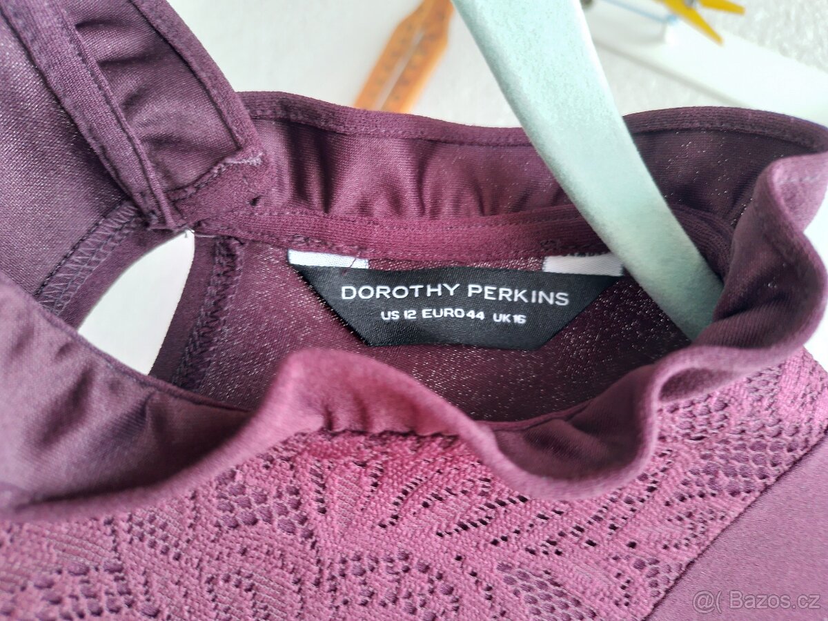 Elegantní vínové šaty s krajkou Dorothy Perkins vel. 44 - 3
