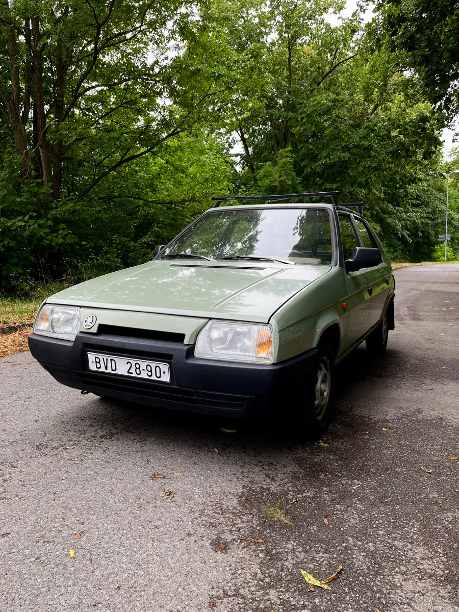 Škoda Favorit 136 LUX - 3