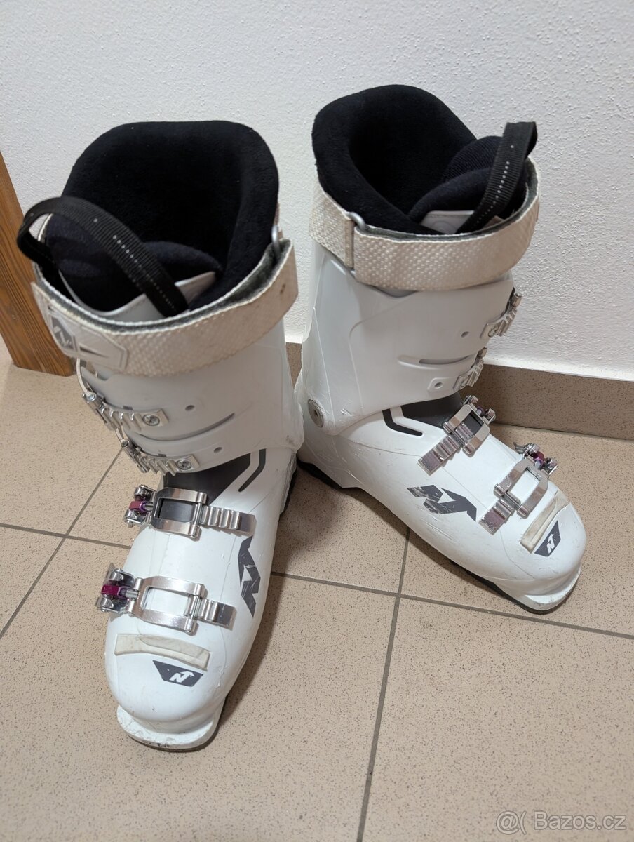 Dámské lyžáky Nordica Cruise 55 vel. 25.5 - 3