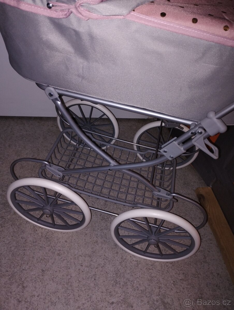 Kocarek pro panenky - 3