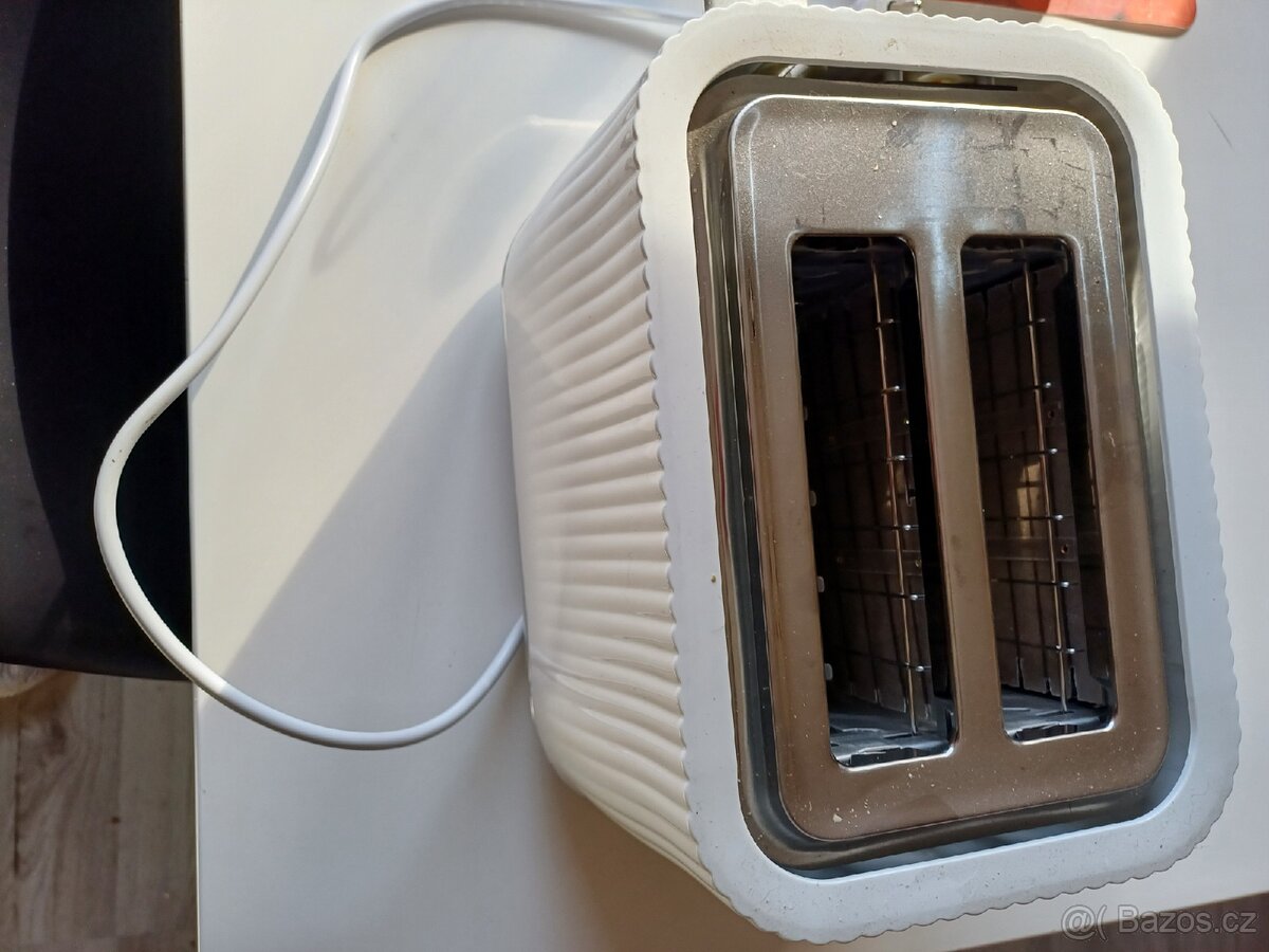 Prodám topinkovač Tefal - 3