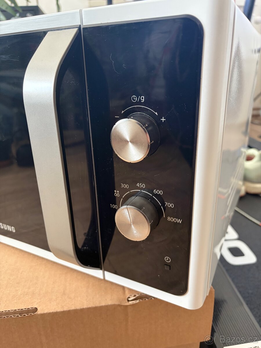 Mikrovlnná trouba Samsung - 3