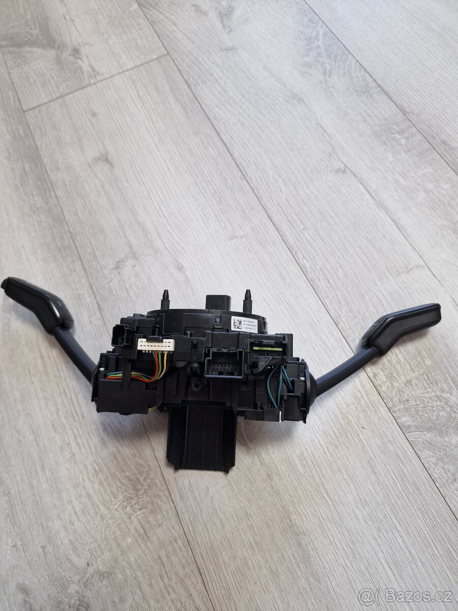 Lukas Škoda - podvolantový kroužek + páčky - 3