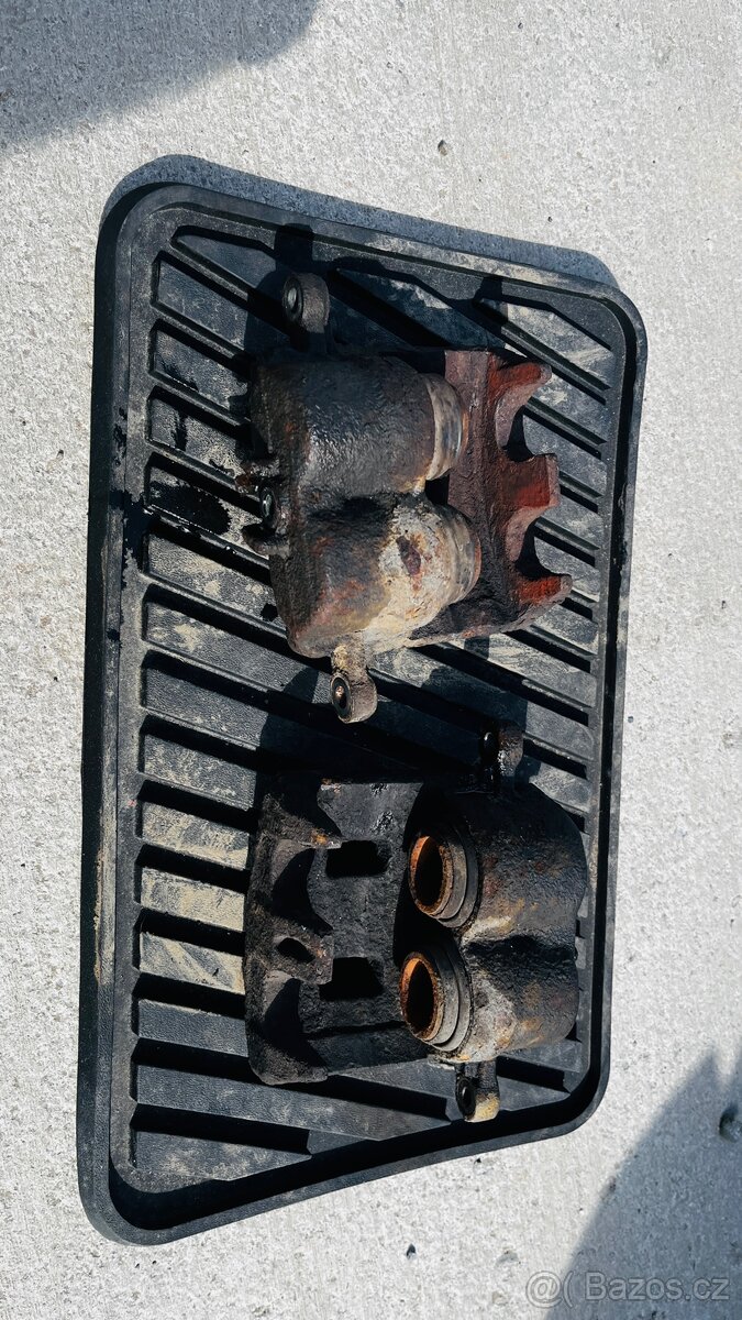 Subaru Forester SF (2001) predni trmeny - 3