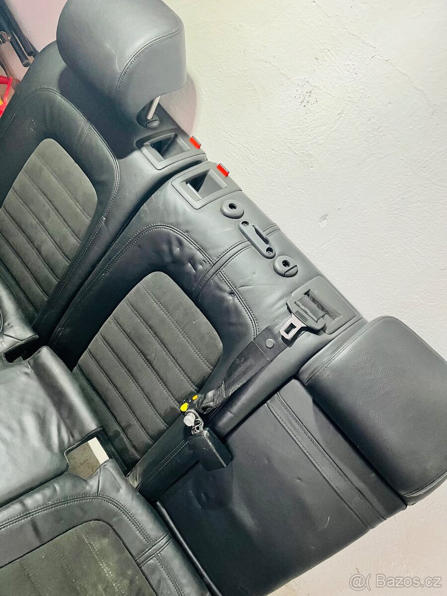 Zadní sedačky - 3