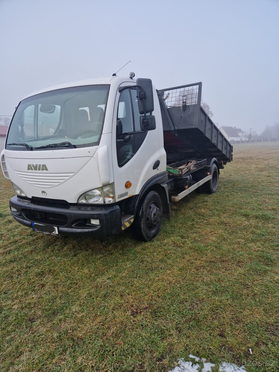 AVIA D100 - 3