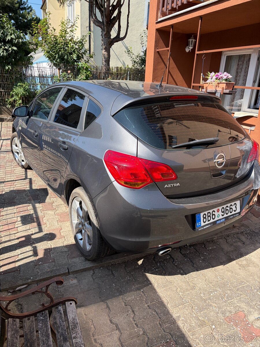 Opel astra 1.4turbo benzin - 3