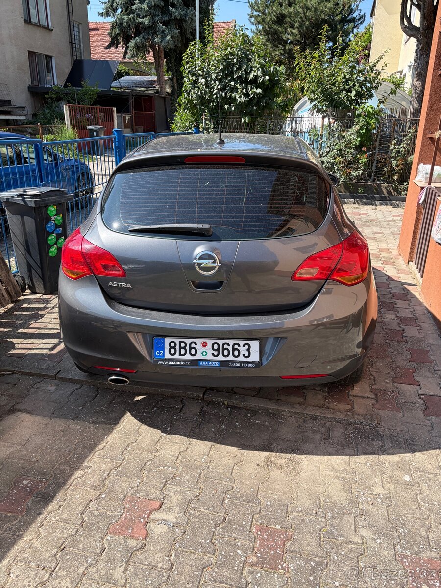 Opel astra 1.4 turbo benzin - 3