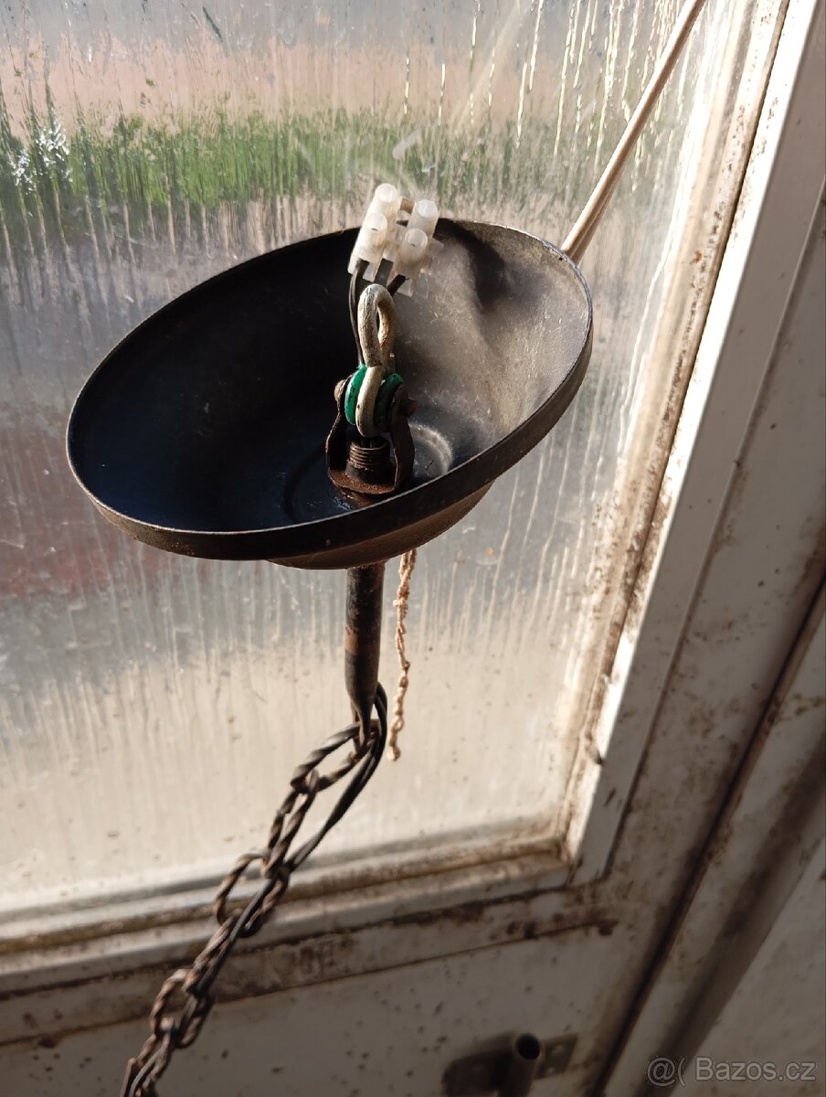 Starý lustr kov dřevo - 3