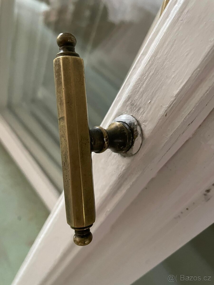 Starožitná okna z roku 1898 je jich..26x kus. - 3