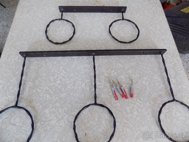 Stojan na květináč - 3