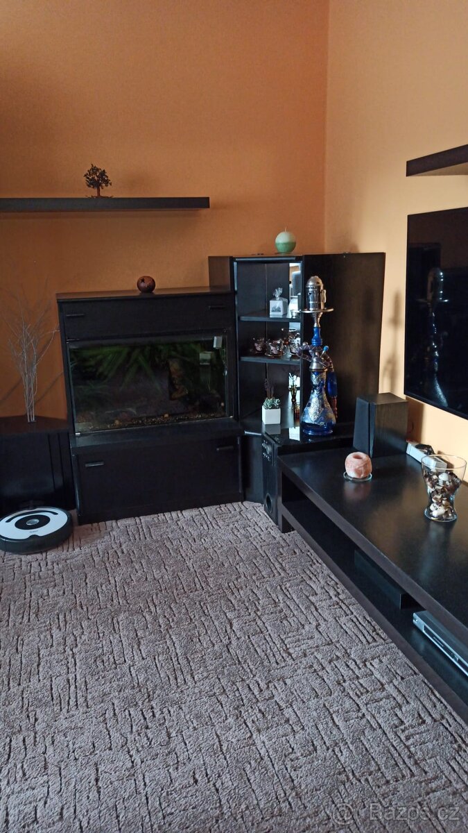 Černá obývací stěna - 3