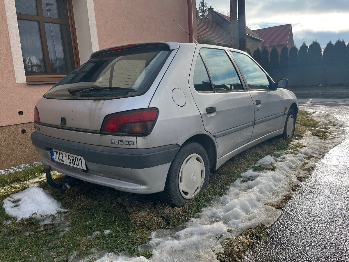 Peugeot 306 XR - 3