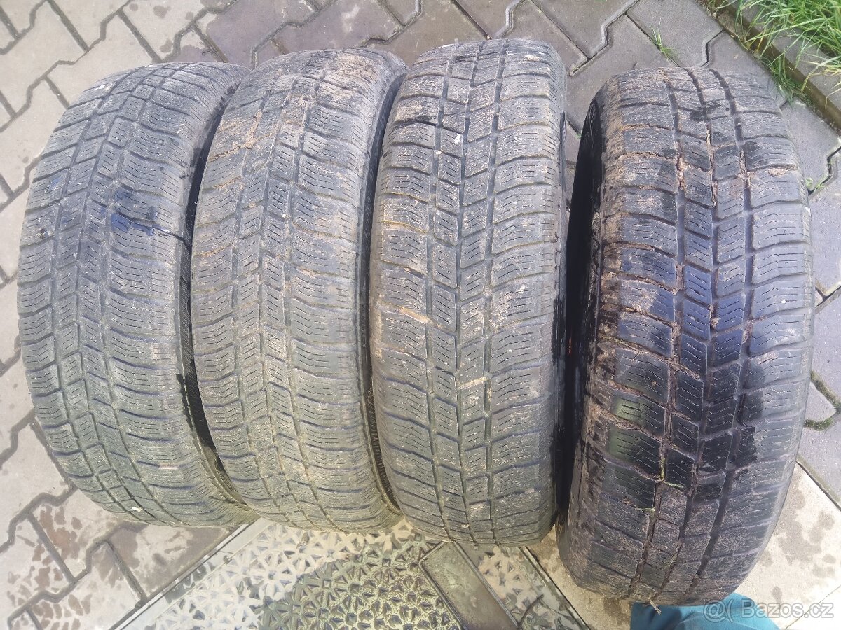 Pneu 165/70 r14 - 3