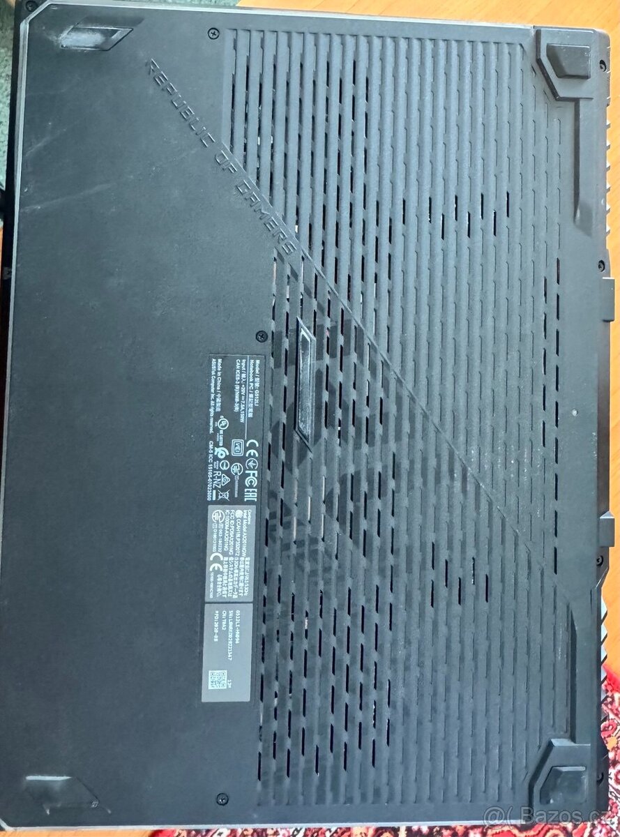 Prodám herní ASUS ROG STRIX G512LI - 3