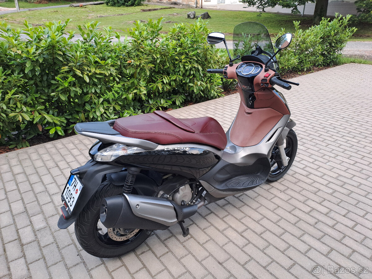 Piaggio Beverly 350 ST - 3
