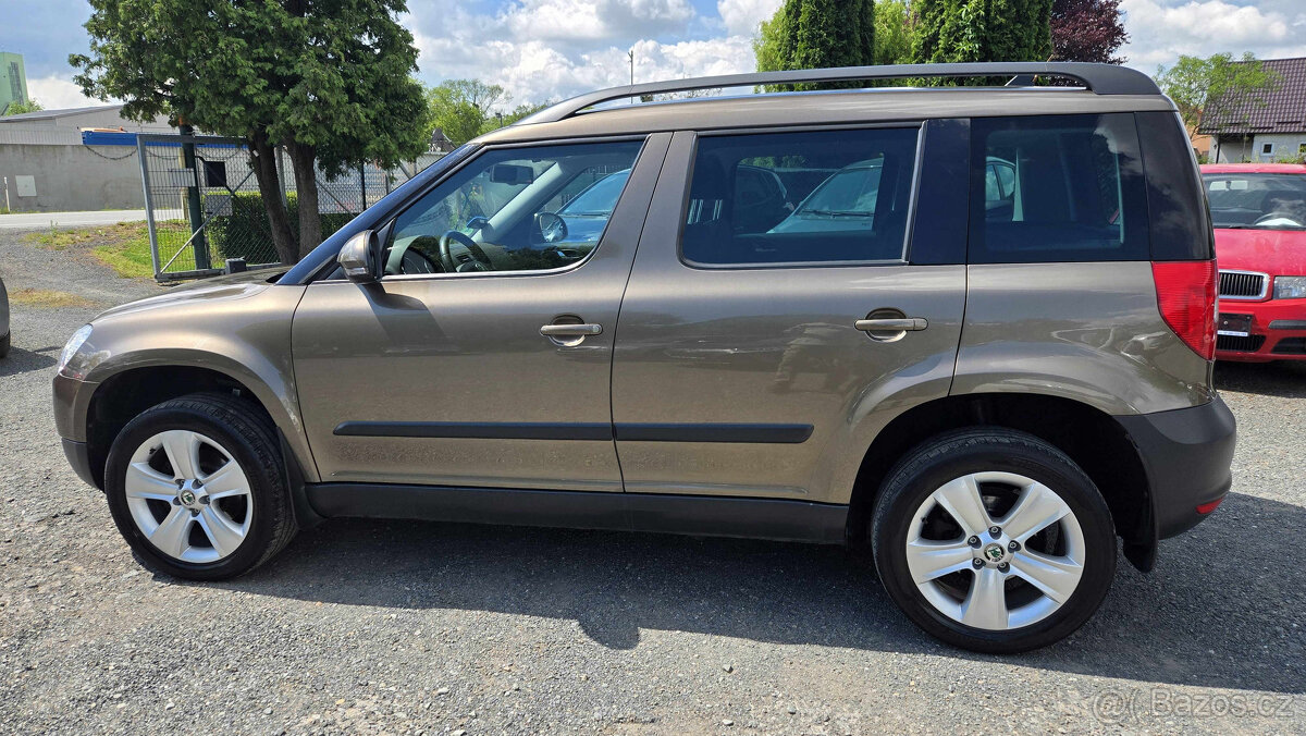 ŠKODA YETI 2.0TDI ELEGANCE 4x4 1MAJITEL - 3