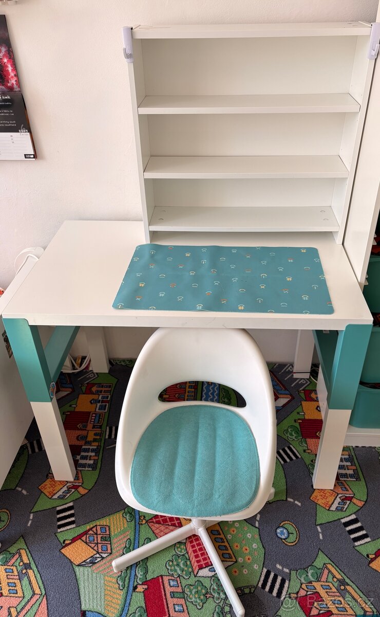 Dětský roztoucí stůl IKEA PAHL - 3
