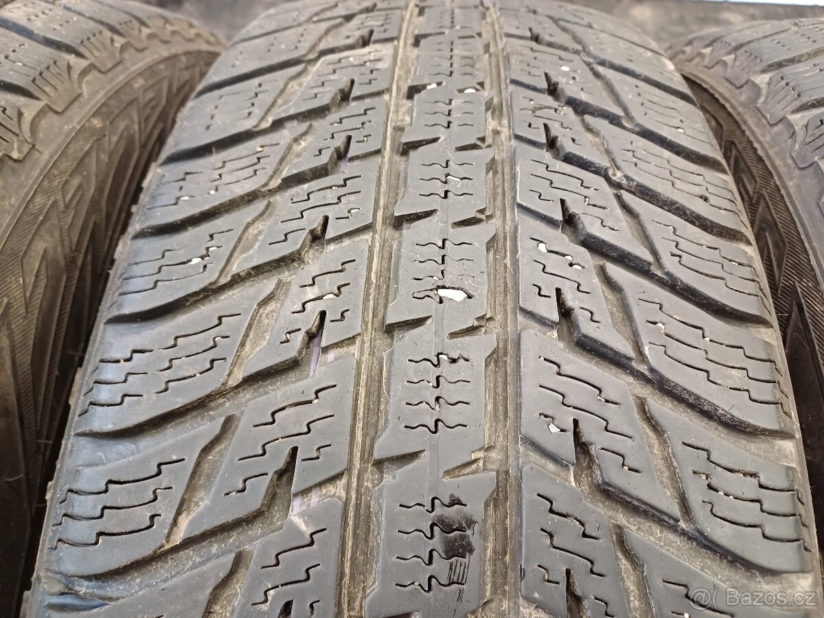 Zimní pneu Nokian 215/65/17 103H Extra Load - 3