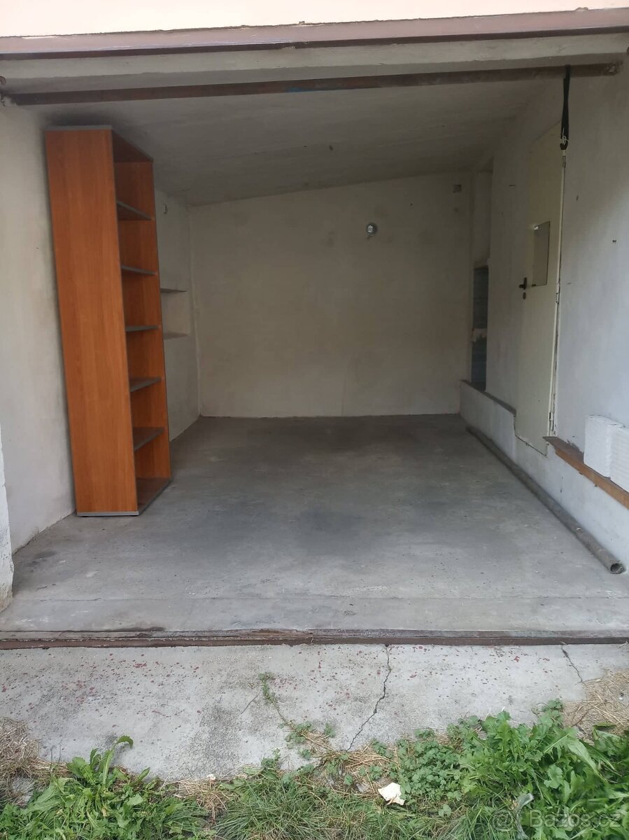 Garáž v centru Písku - 3