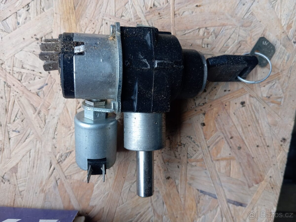 Regulační relé, filtry olejové, spínací skříňky - 3