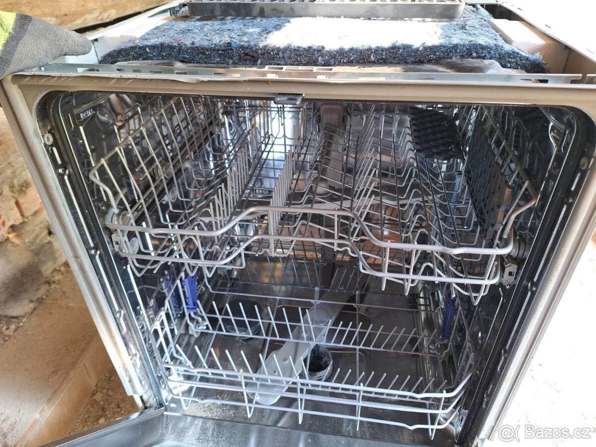 Vestavná myčka BEKO DIN 26410, 60 cm, jako nová - 3