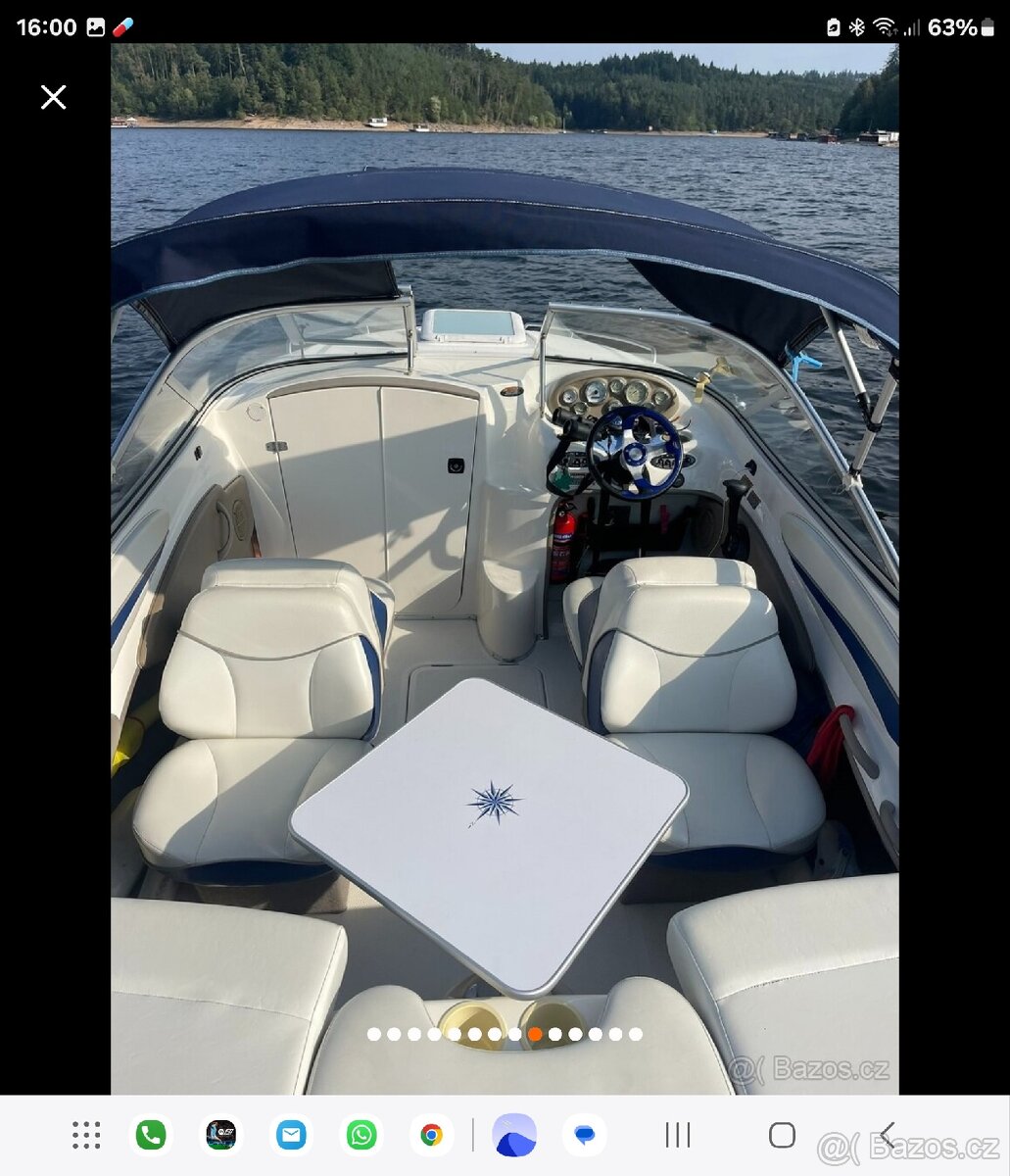 Motorová kajutová loď Bayliner 602 Capri + přívěs. - 3