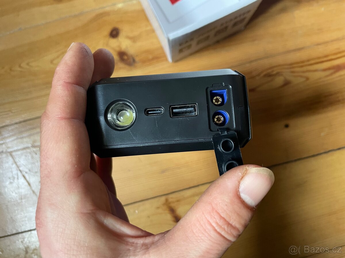 Nová startovací powerbanka baterie zdroj jump starter silná - 3