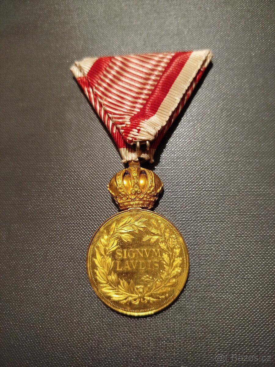 Vyznamenání RU pro důstojníky- Signum Laudis - 3
