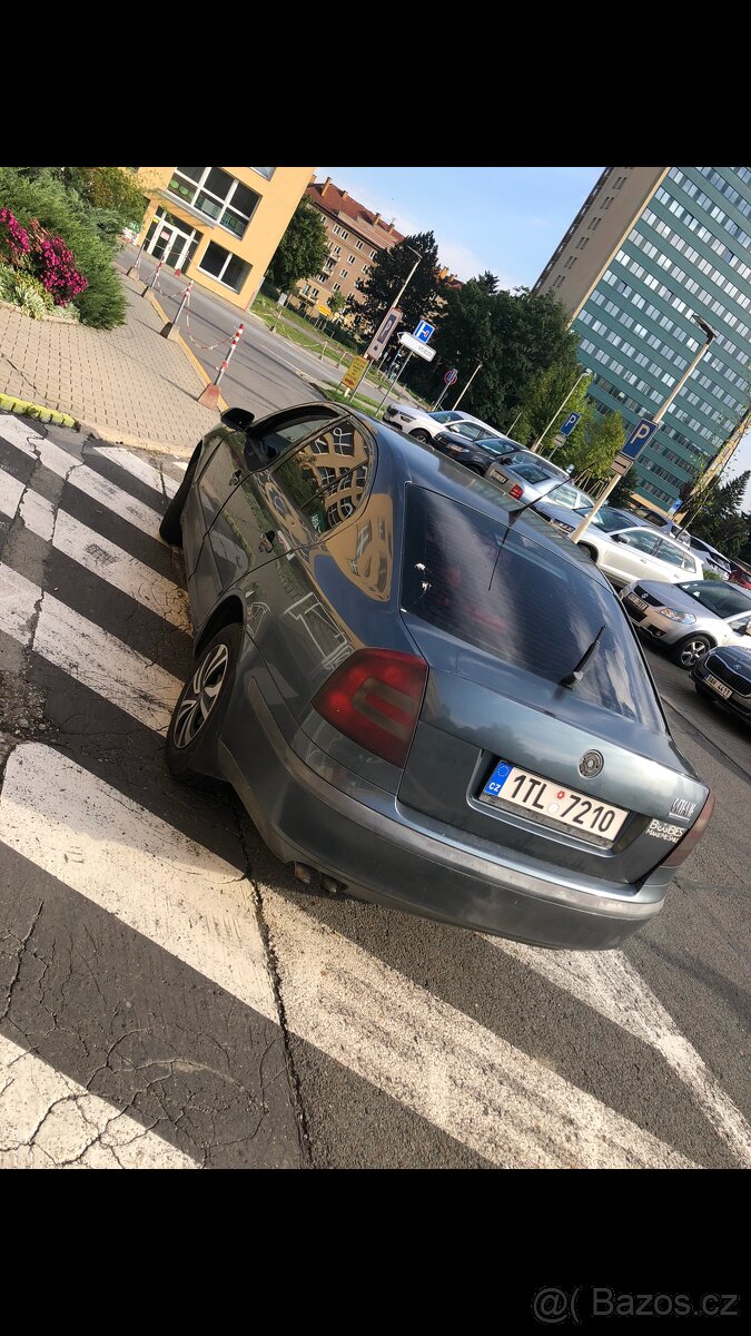Škoda octavia II 1.9 TDi DSG - 3