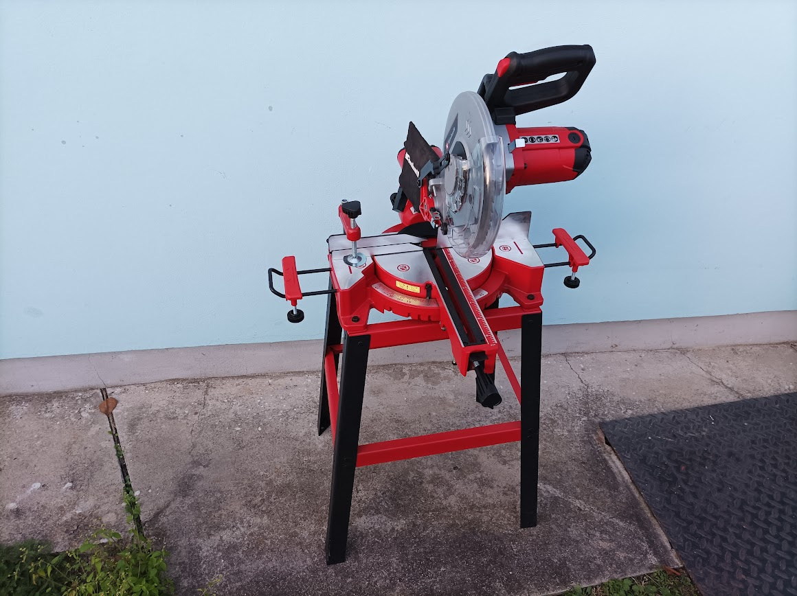 Pokosová pila s podstavcem TC-SM 2531/2 U - 3