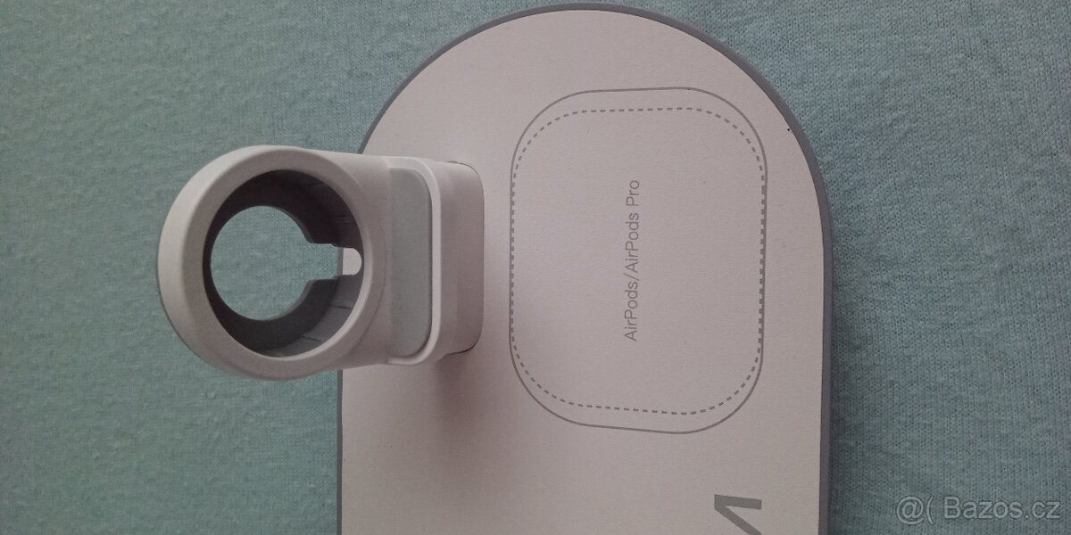 Bezdrátový nabíjecí stojan 3v1 - 3