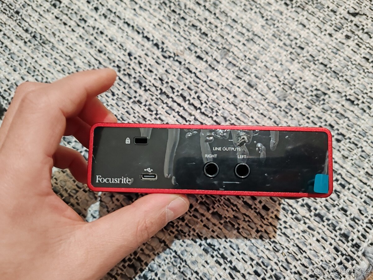Focusrite Scarlett Solo - 3
