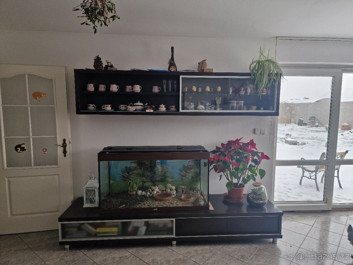 Nabízím obývací stěnu +stůl zdarma - 3