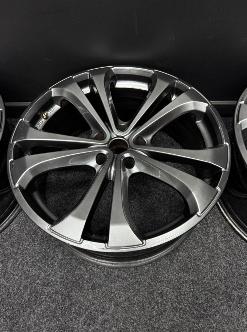 Alu RCD 5x120 20” 8.5j et20 - 3