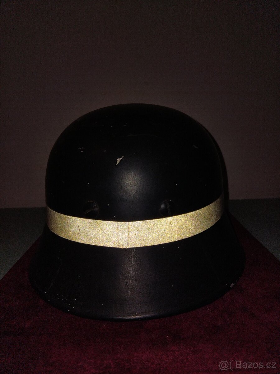 Německá přilba. Top stav - 3