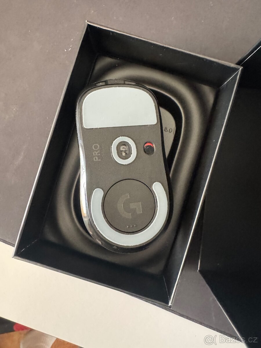 Logitech G Pro Superlight - 3