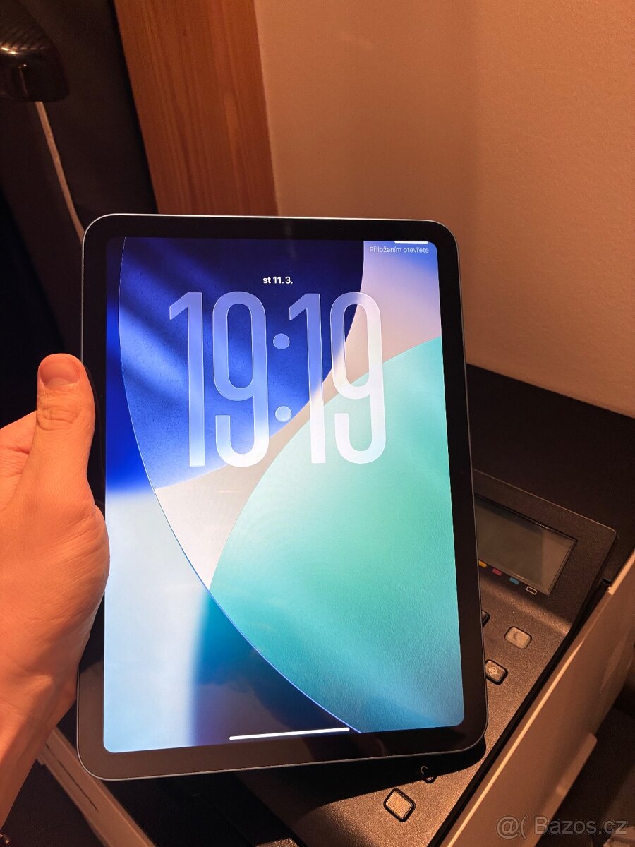 iPad 10. generace 64 GB s Magic Keyboard Folio - 3