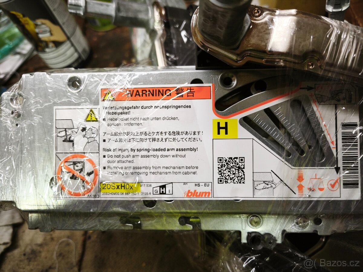 Výklopy Blum Aventos - HS - 3