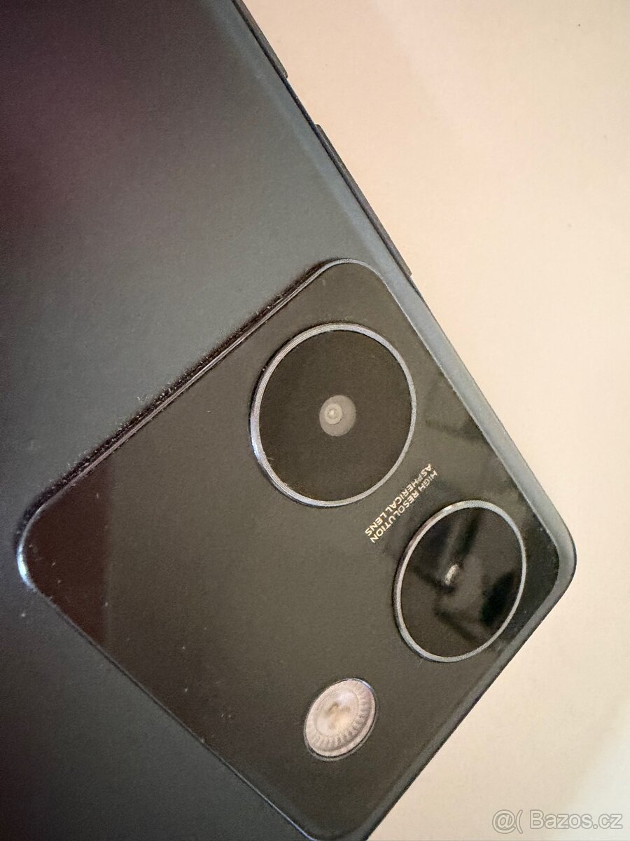 VIVO Y100 - 3
