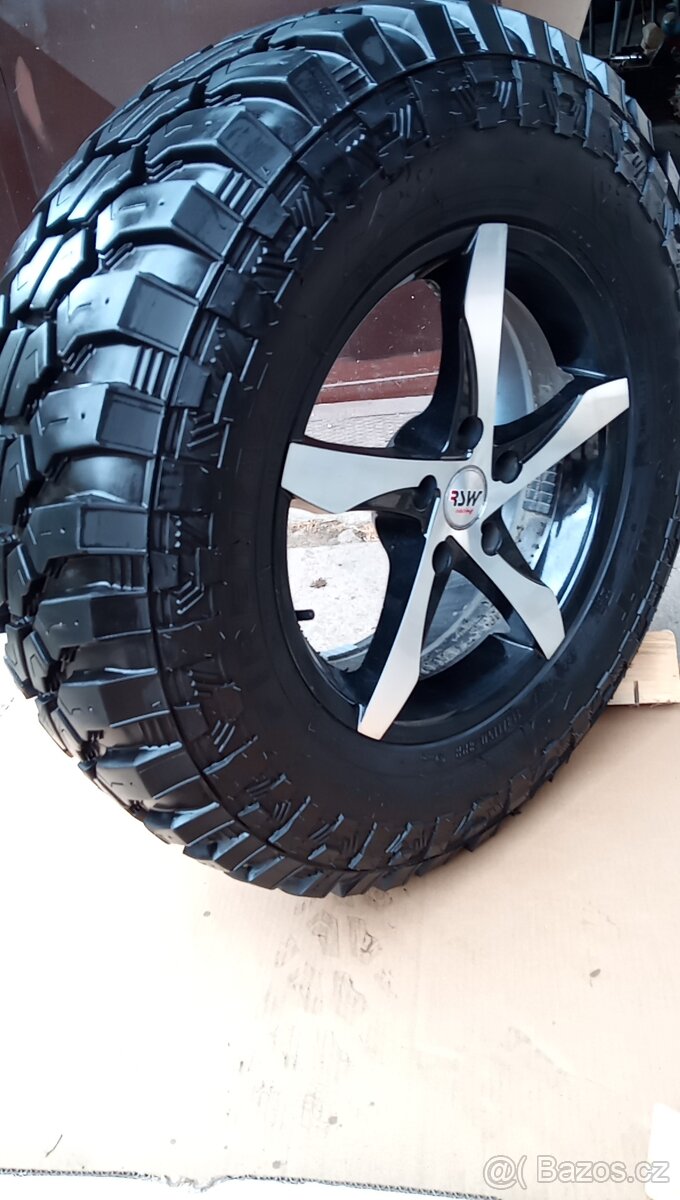 Volkswagen Touareg,Amarok,LR 5x120 800km kola4x4 265/70 R17
