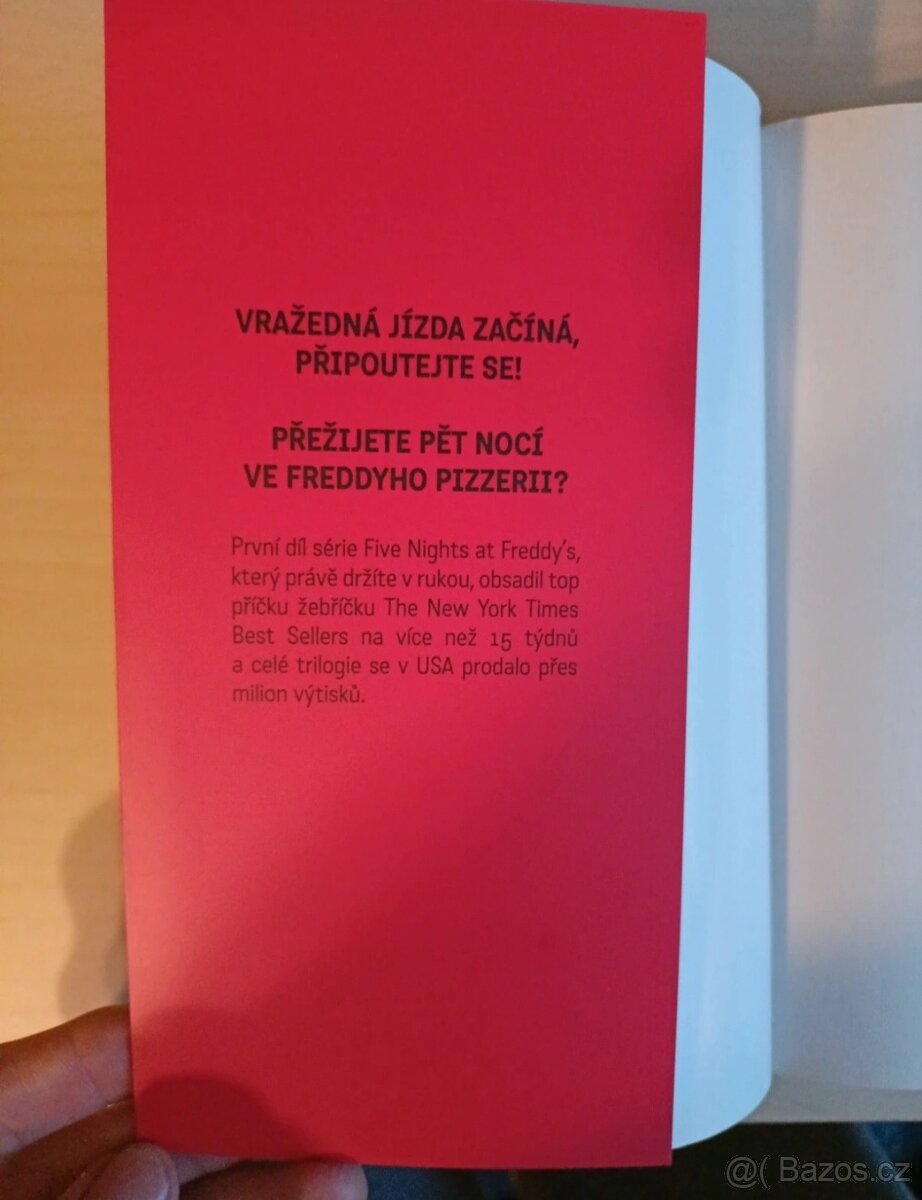 Kniha five nights at freddys - 3