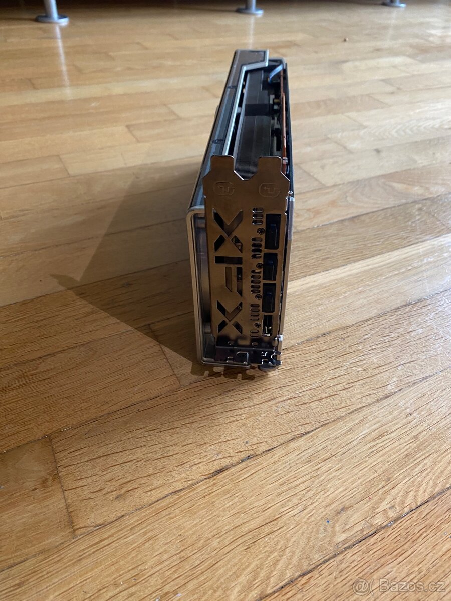 XFX Radeon RX 6700XT - 3