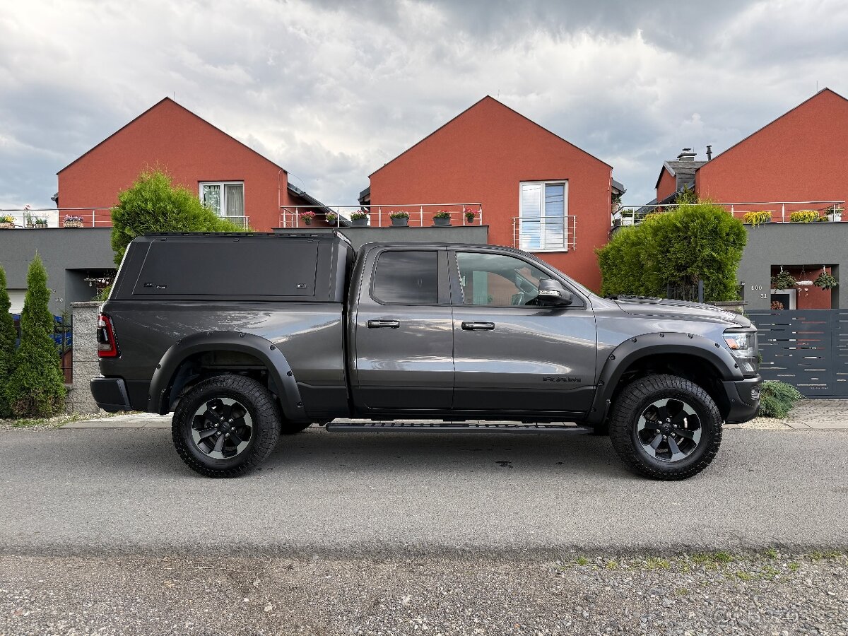 DODGE RAM REBEL HEMI HARDTOP OFFROAD PAKET