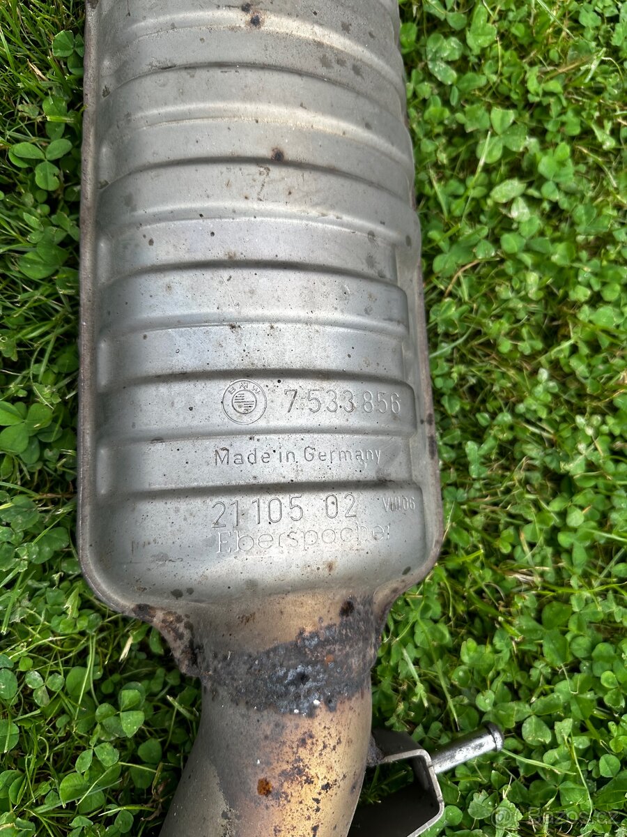 Výfuk BMW E90 325i (N52) - 3