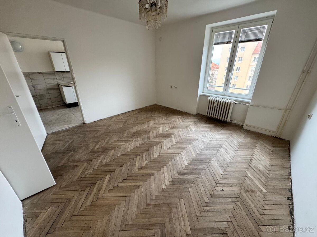 (838) Pronájem, byt 1+1, 37 m, tř. Budovatelů 2389/42, Most - 3