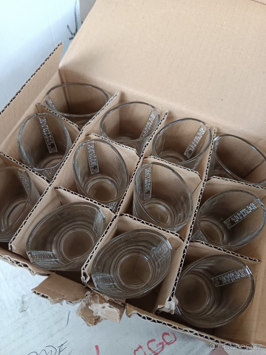 Panáky Becher a sklo na alkohol - 3